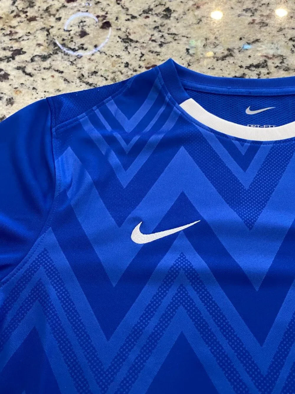 NIKE Kids Boys Challenge V Soccer Jersey - NWT - X-Large Royal Blue White Shirt